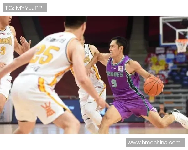 张庆鹏：从篮球场上的拼搏者到人生舞台上的成功转型者